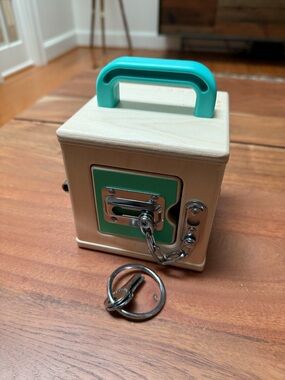 Lovevery Lockbox + Keys